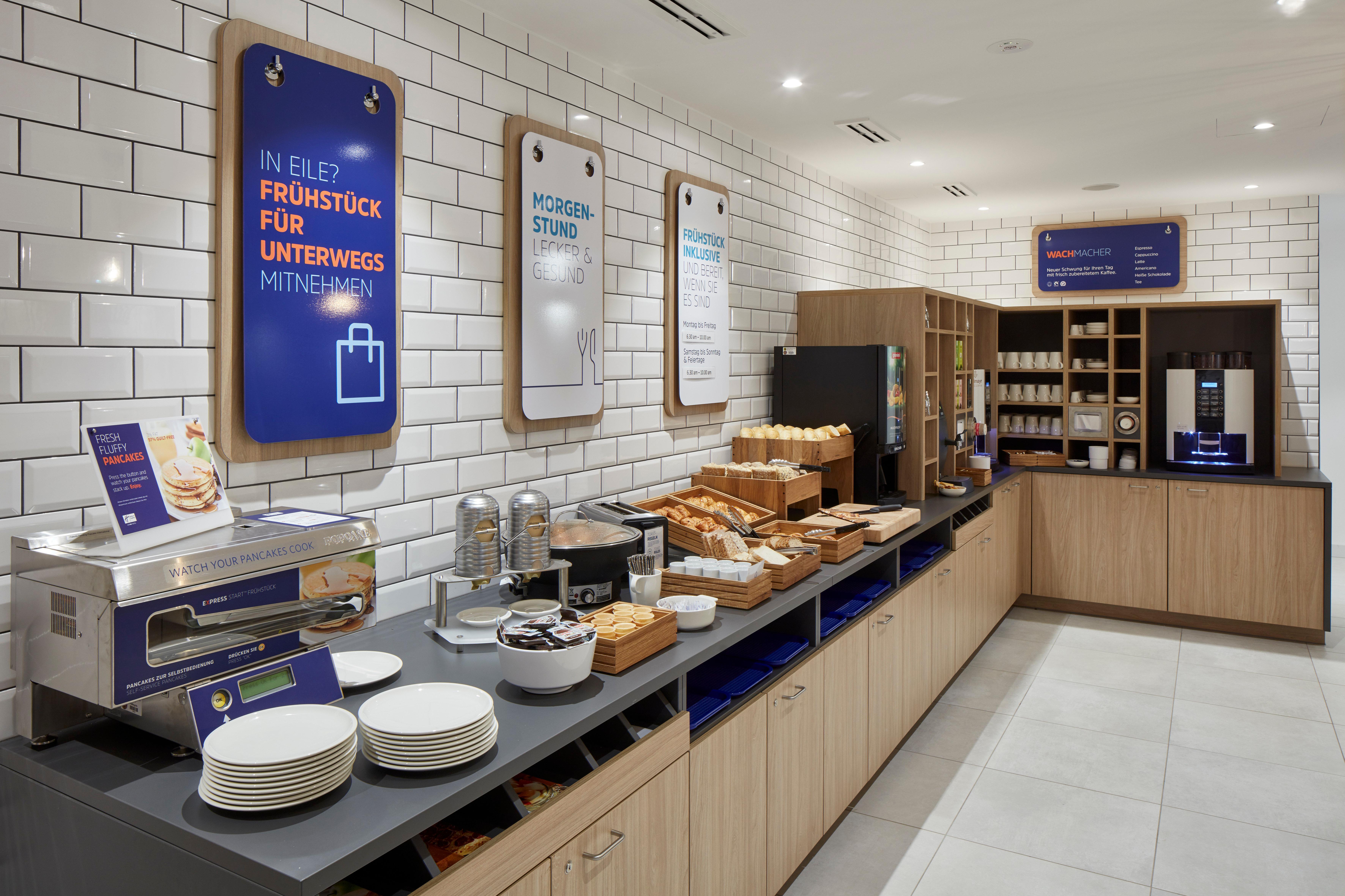 Holiday Inn Express - Merzig By Ihg Экстерьер фото