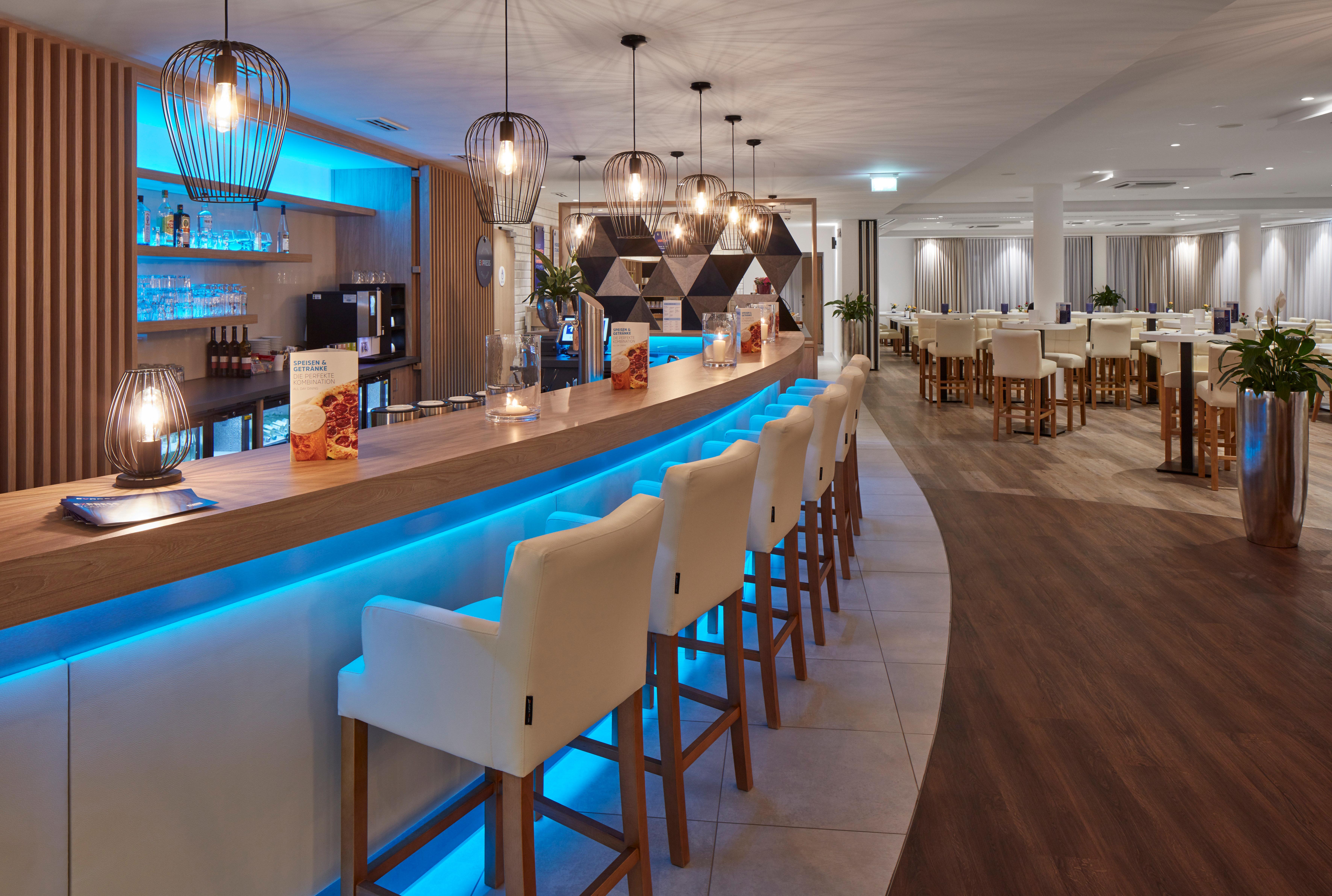 Holiday Inn Express - Merzig By Ihg Экстерьер фото